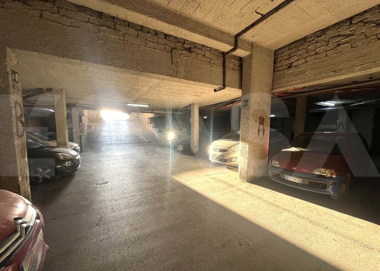 Posto auto condominiale