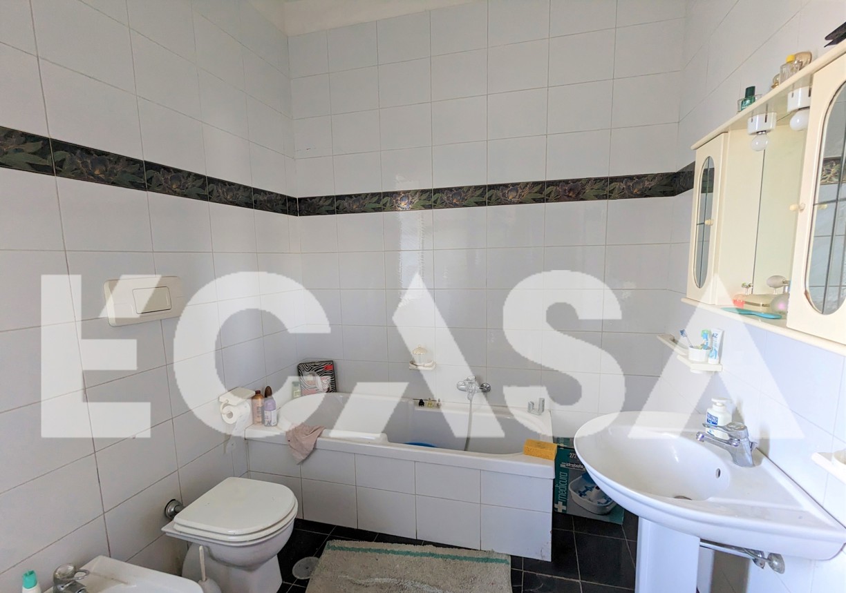 Bagno con vasca